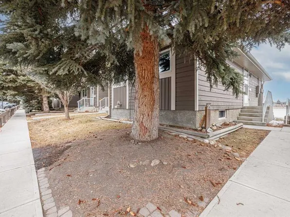 14736 W Deerfield Dr SE #35, Calgary, AB T2J 5Y1