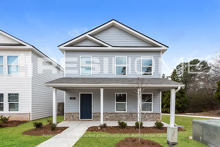 207 Wellbrook Ct NE