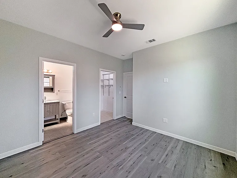 1056 N Lincoln St — Photo 19