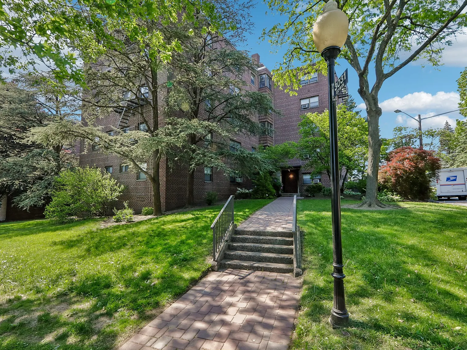 Studio, $1,475 — Photo 2