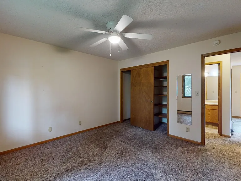 711 Burnett Ave — Photo 7