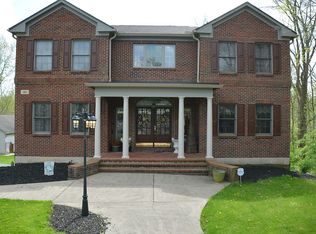 185 Woods Edge Ct, Wilmington, OH 45177