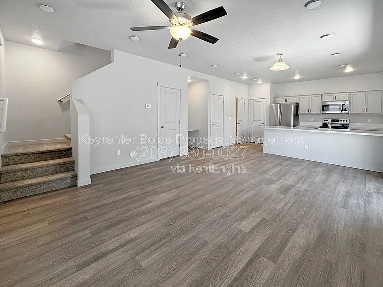 2304 E Spice Loop #3 — Photo 4