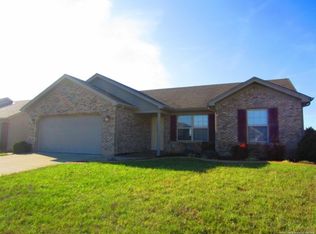 8814 Woodford Dr, Charlestown, IN 47111