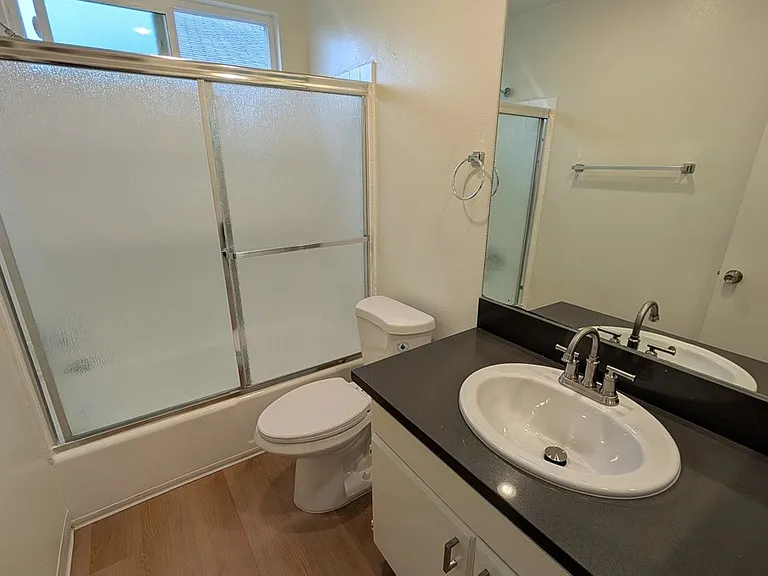 3900 W 1st St #8 — Photo 11