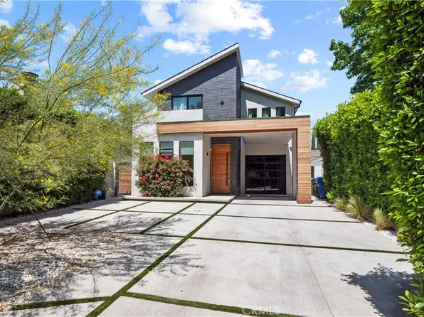 10673 Valleyheart Dr, Studio City, CA 91604