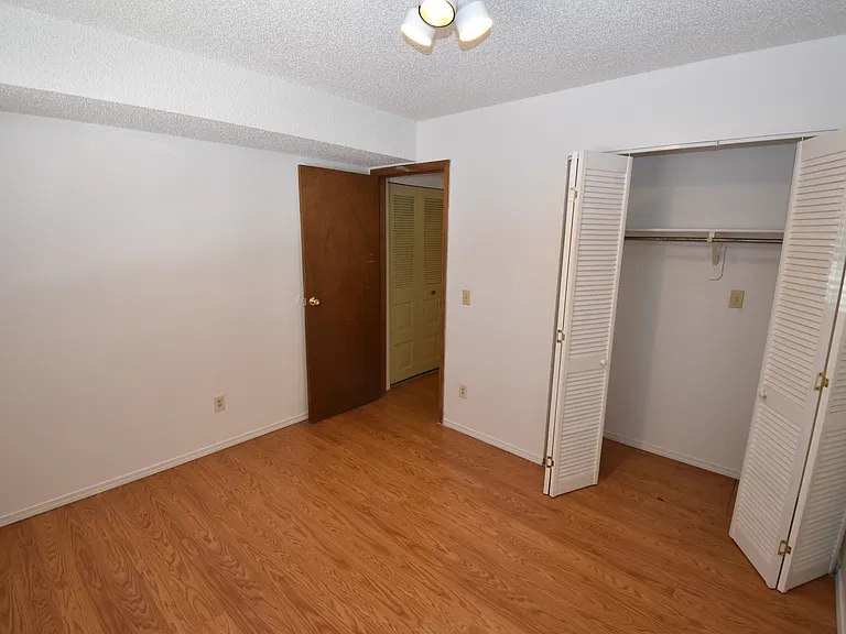 1050 Mazatlan Cir #C — Photo 22