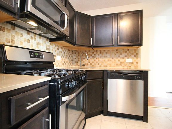 4th image of 1966 1st Ave APT 9E