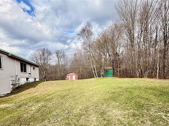 3rd image of 428 Old State Rd