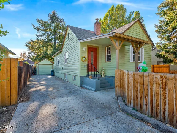 2410 Barge St, Yakima, WA 98902