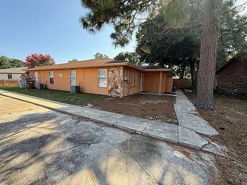 3399 Green Briar Cir #2 Photo 1