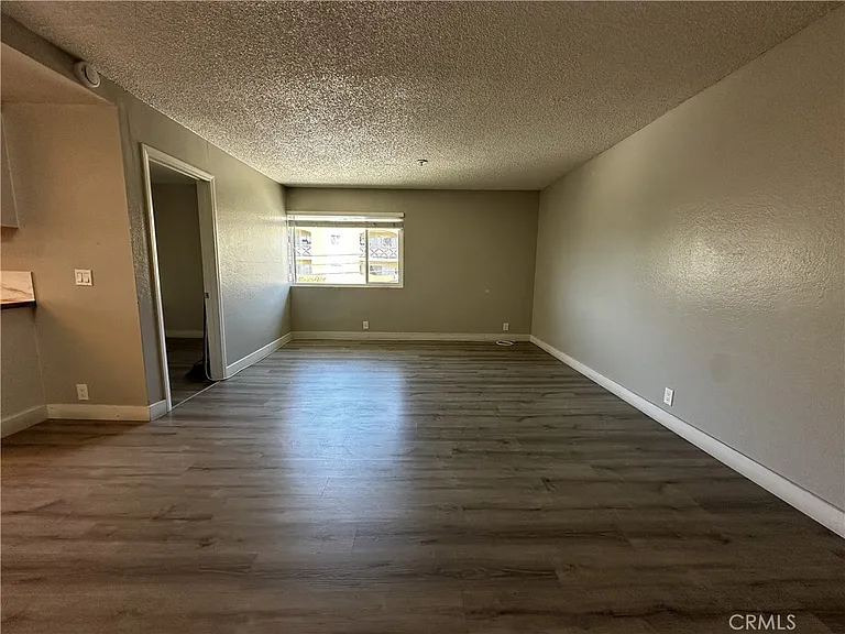 710 W Washington Ave #200 — Photo 2