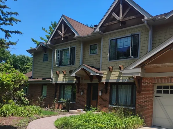 827 S Arlington Heights Rd, Arlington Heights, IL 60005