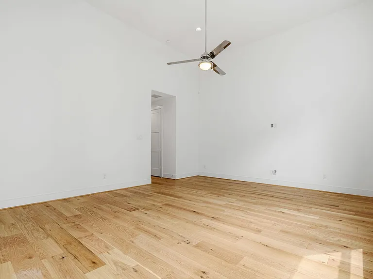 2624 Rusk St — Photo 22
