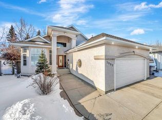 2902 N 65 Avenue Pl, Lloydminster, AB T9V 3H5