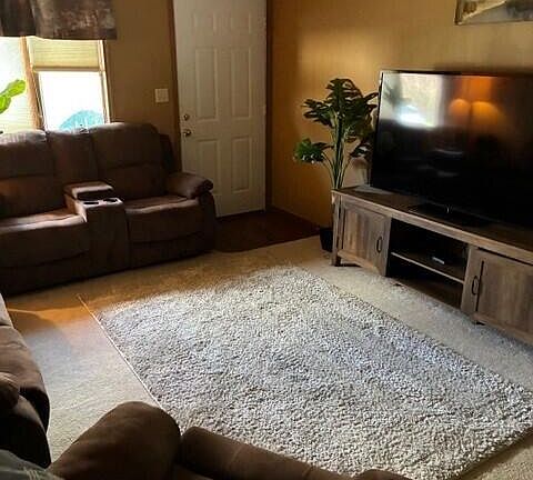 2nd image of 4322 Midfield St