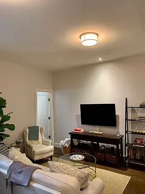 Rented by Tourma Realty LLC | media 13