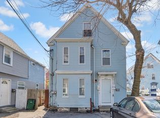 7 Lander St, Lynn, MA 01902