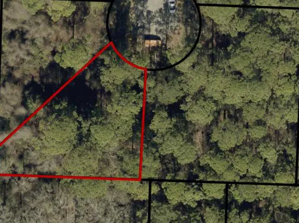 2353 Belmont Dr, Navarre, FL 32566