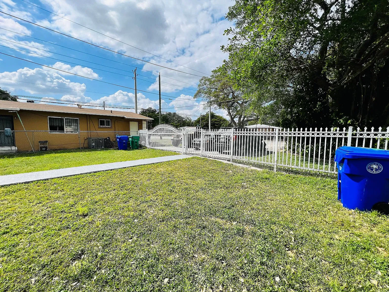 2 bed, 1350 sqft, $2,000 — Photo 4