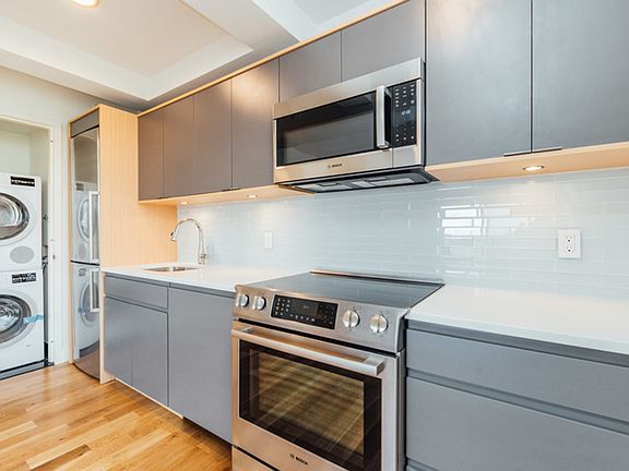 4th image of 111 Clarkson Ave #4H