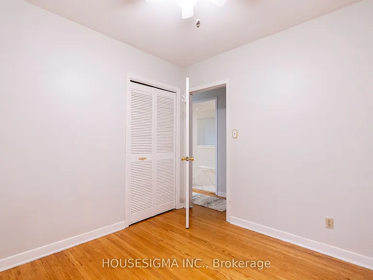 1 Cherrylane Dr N — Photo 18