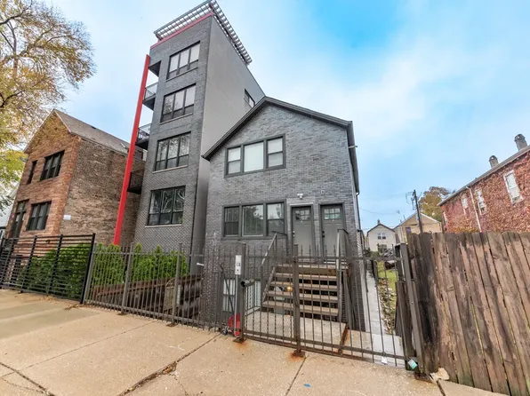 2104 W 18th Pl #Ch, Chicago, IL 60608