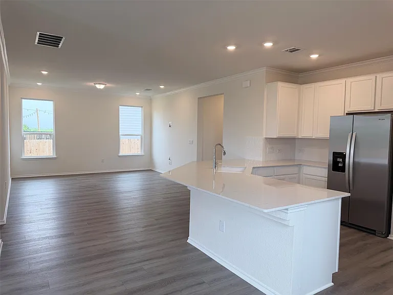 12901 Staywell Way — Photo 8