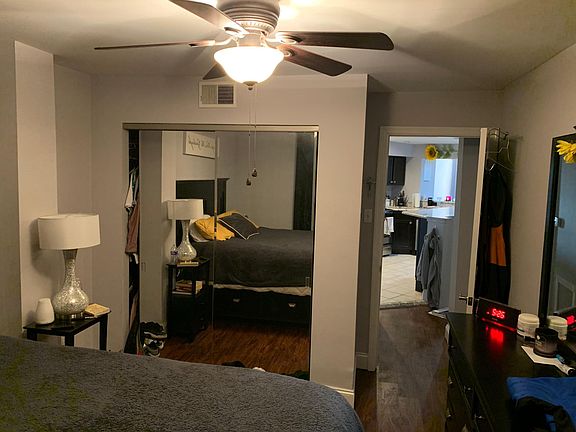 3rd image of 1437 E Passyunk Ave