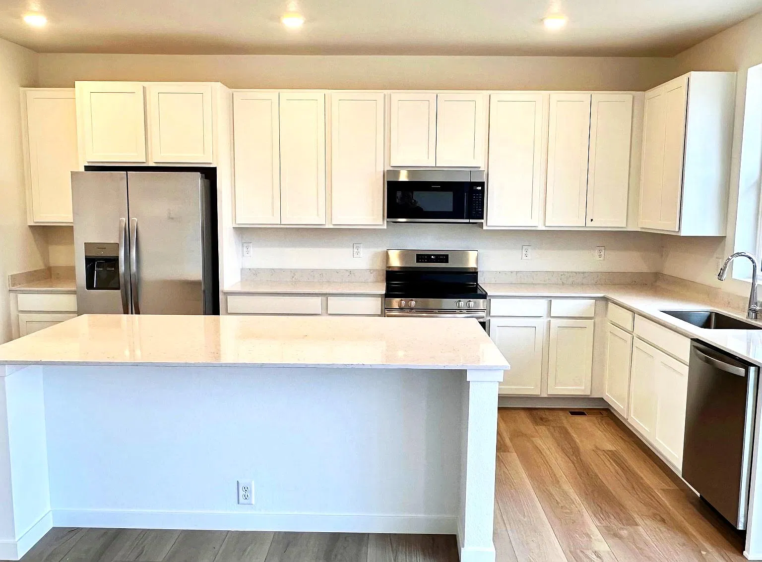 4361R Fellows Dr — Photo 4