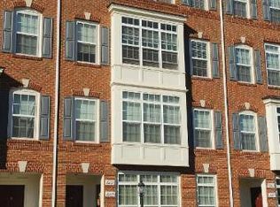 22621 Settlers Trail Ter, Ashburn, VA 20148
