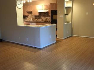 8340 Greensboro Dr APT 104, Mc Lean, VA
