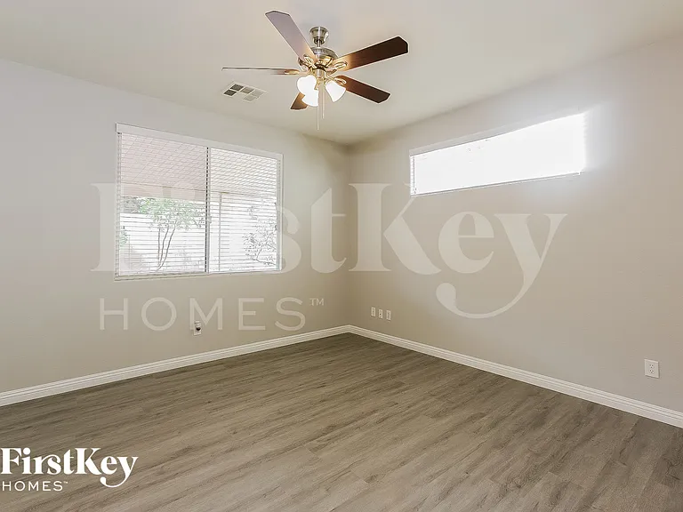 7884 Teal Harbor Ave — Photo 11