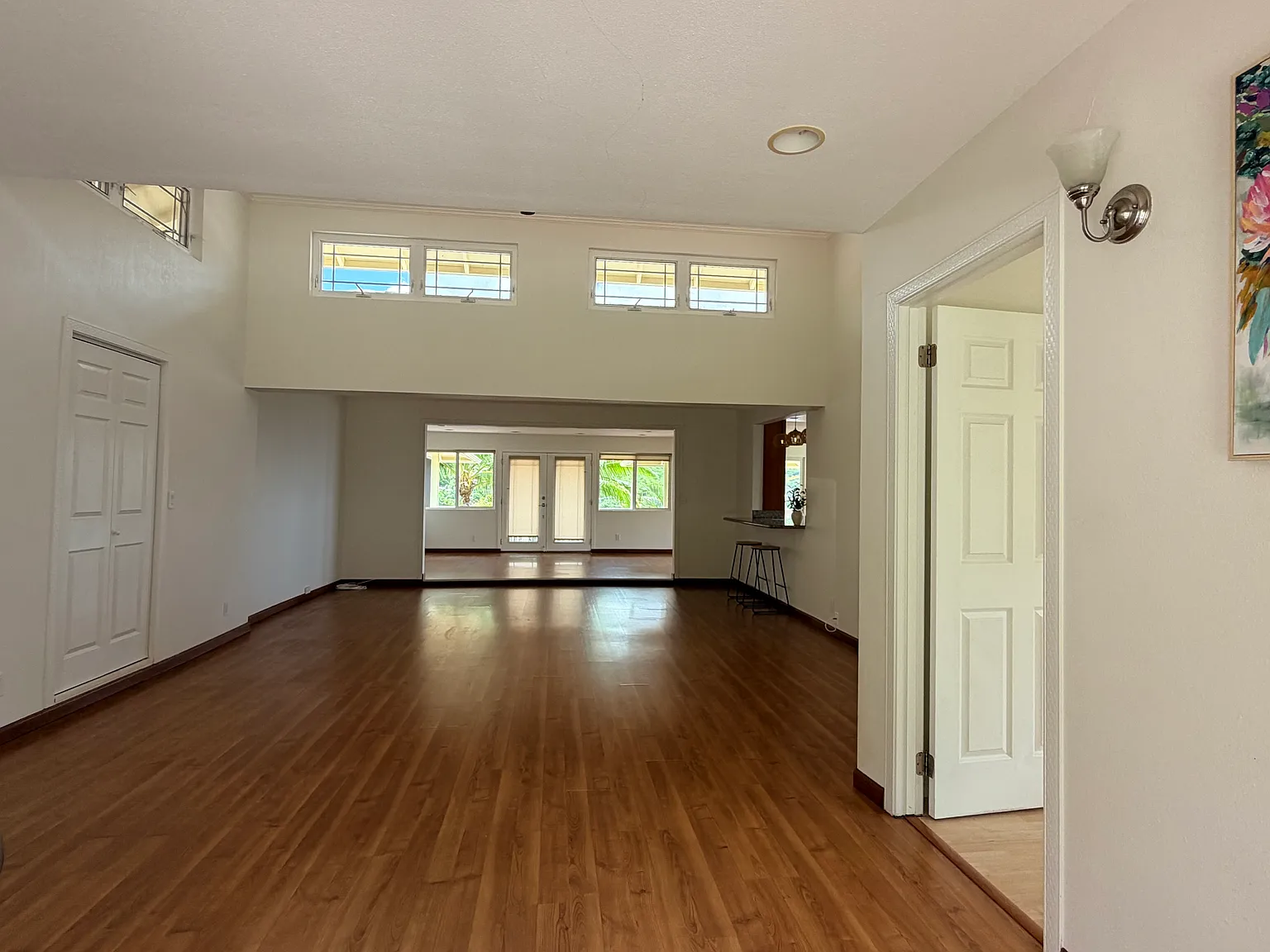 4 bed, 2826 sqft, $6,800 — Photo 3