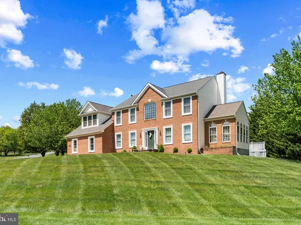 4132 Larson Ln, Mount Airy, MD 21771