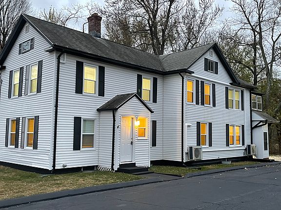 5th image of 415 Naubuc Ave #2