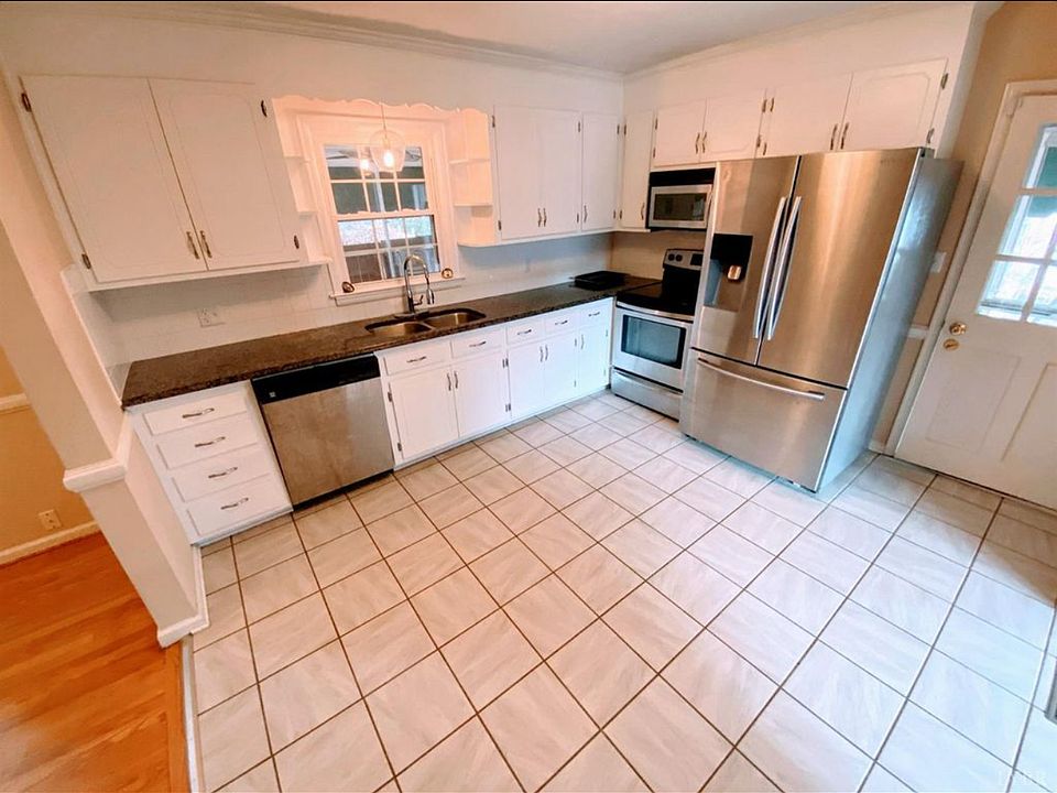2nd image of 105 Frederick Dr