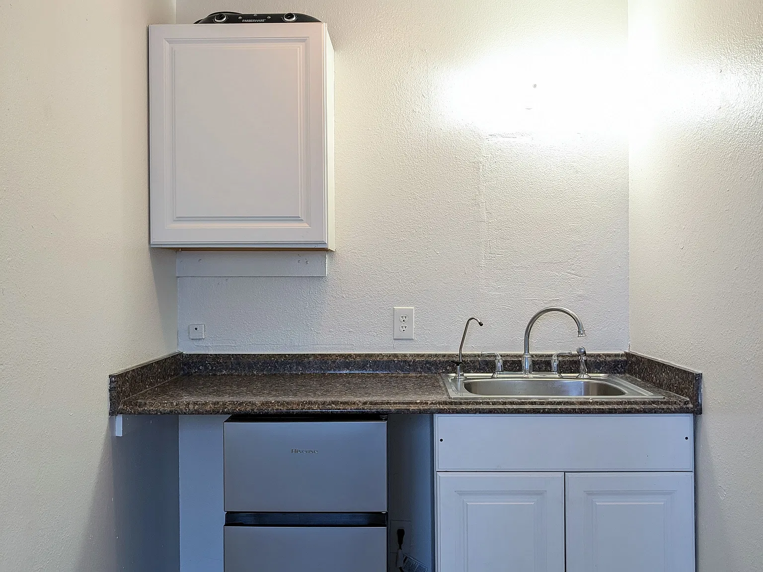 Studio, 350 sqft, $800 — Photo 3