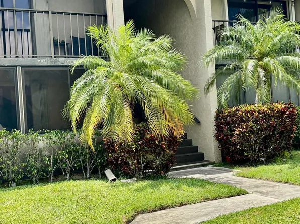 503 Shady Pine Way #A1, Greenacres, FL 33415