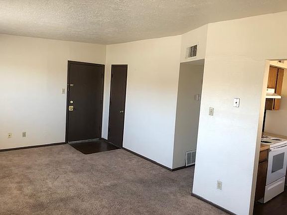 2nd image of 1640 W Park Dr APT D
