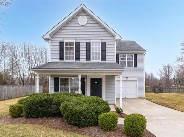 429 Rockbridge Dr, Kernersville, NC 27284