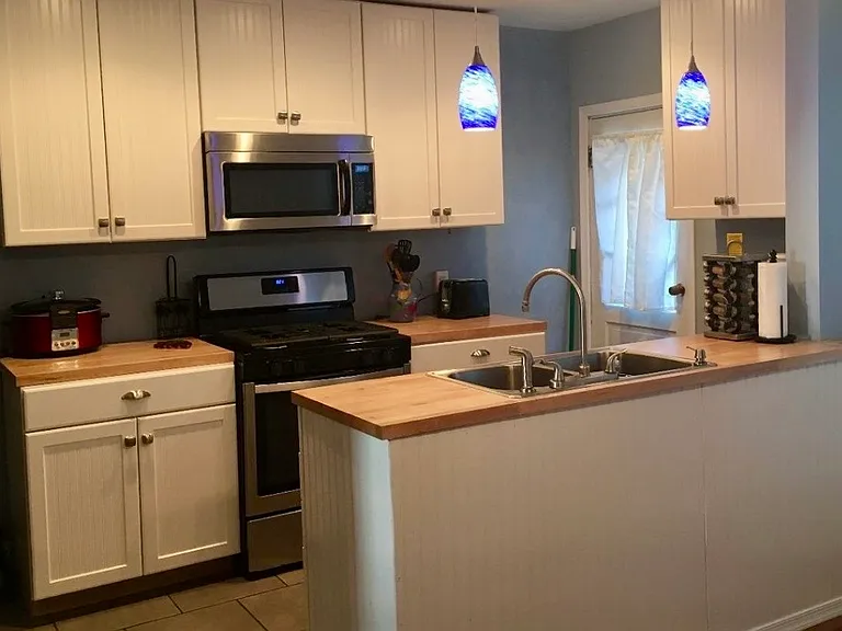 427 Naomi St — Photo 7