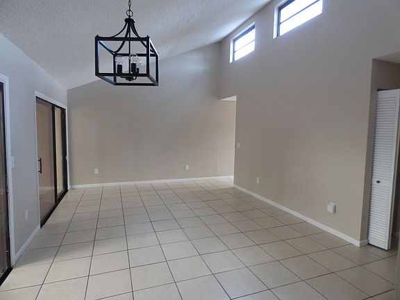 2nd image of 2600 Barbados Dr