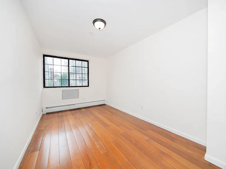 1417 Longfellow Ave #3G — Photo 7