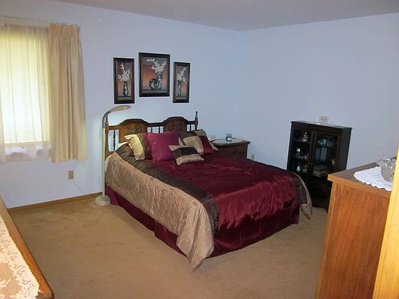 Master bedroom 13 x 15