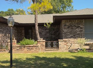 5917 Rayburn Dr, Fort Worth, TX 76133