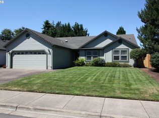 2028 8th St, Springfield, OR 97477