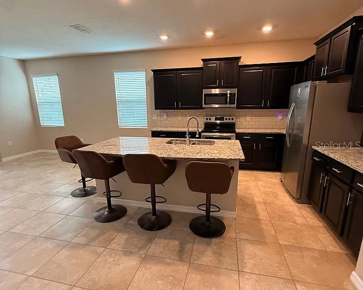 8725 Daydream St — Photo 5
