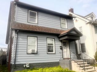 112 Walnut St, River Rouge, MI 48218