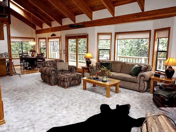 4th image of 826 Yuroc Dr